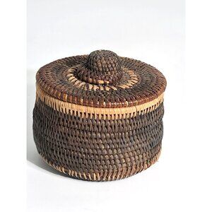 Vintage Round Woven Basket With Lid Handcrafted Rustic Design For Storage Decor